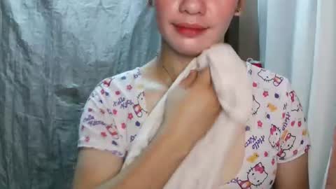 Snapshot of ur_yassy chatting on 05-22-26, 10:10 ur_yassy online show from 05-22-26, 10:10