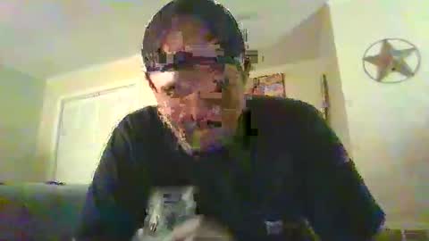 Snapshot of ur_zaddy4now chatting on 01-08-25, 05:05 ur_zaddy4now online show from 01-08-25, 05:05