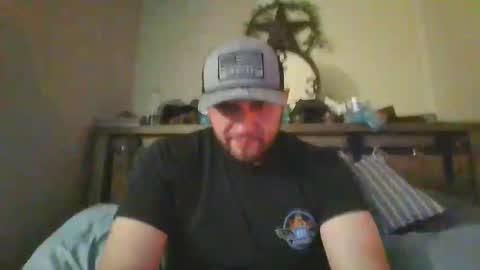Snapshot of ur_zaddy4now chatting on 01-28-25, 07:00 ur_zaddy4now online show from 01-28-25, 07:00