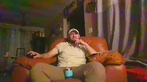 Snapshot of ur_zaddy4now chatting on 02-03-25, 04:14 ur_zaddy4now online show from 02-03-25, 04:14