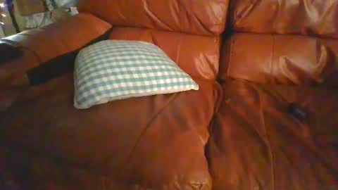 Snapshot of ur_zaddy4now chatting on 02-19-25, 01:39 ur_zaddy4now online show from 02-19-25, 01:39