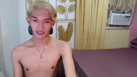 Snapshot of urasian_john20 chatting on 04-06-26, 05:47 urasian_john20 online show from 04-06-26, 05:47