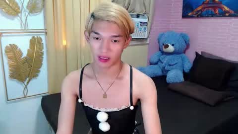 Snapshot of urasian_john20 chatting on 05-04-26, 11:01 urasian_john20 online show from 05-04-26, 11:01
