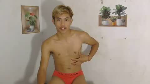 urasian_jomarie online show from 05-15-26, 11:50