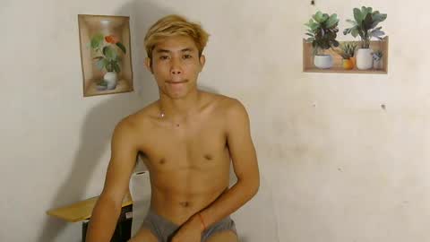urasian_jomarie online show from 06-12-26, 01:32