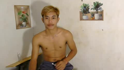 urasian_jomarie online show from 07-12-26, 12:07