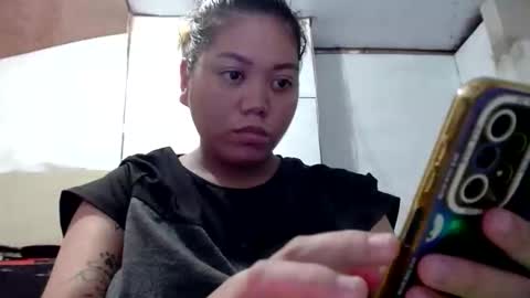 Snapshot of urasian_joy chatting on 05-06-26, 02:51 urasian_joy online show from 05-06-26, 02:51