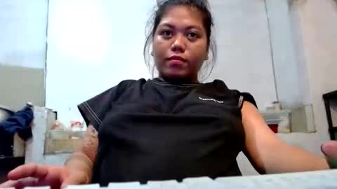 Snapshot of urasian_joy chatting on 05-06-26, 02:55 urasian_joy online show from 05-06-26, 02:55