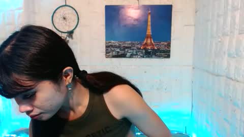 Snapshot of urasian_khalifa21 chatting on 06-11-26, 04:38 Shirley online show from 06-11-26, 04:38