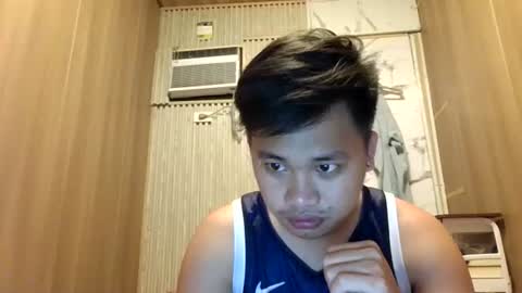 Snapshot of urasian_van chatting on 06-14-26, 05:59 urasian_van online show from 06-14-26, 05:59