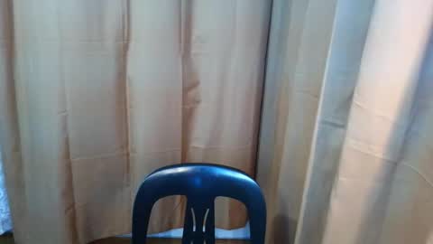 Snapshot of urasiancumboix2 chatting on 06-01-26, 06:20 urasiancumboix2 online show from 06-01-26, 06:20