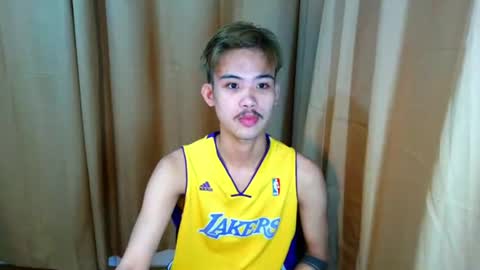 Snapshot of urasiancumboix2 chatting on 06-21-26, 05:26 urasiancumboix2 online show from 06-21-26, 05:26