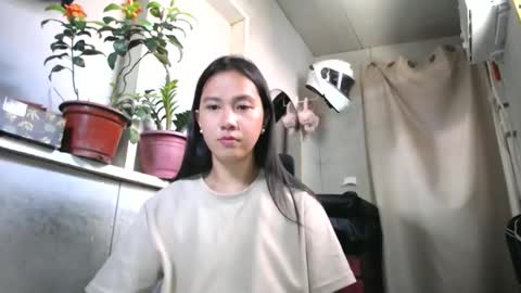 Erika online show from 04-21-26, 02:51