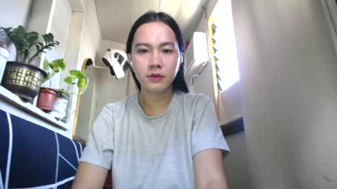 Erika online show from 06-18-26, 02:01