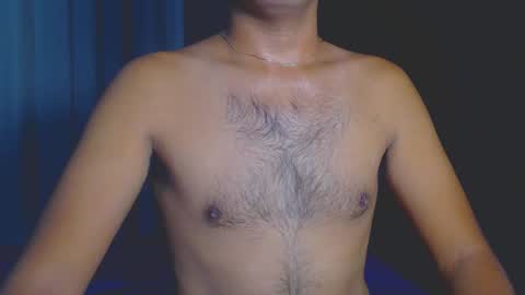 Snapshot of urasianversahunkxx chatting on 12-23-24, 11:28 johnzen online show from 12-23-24, 11:28