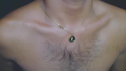 Snapshot of urasianversahunkxx chatting on 12-27-24, 12:18 johnzen online show from 12-27-24, 12:18