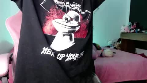 Danielle  online show from 12-17-24, 09:39