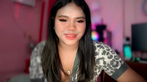 Snapshot of urbabysofia0305 chatting on 05-03-26, 06:58 Sofia online show from 05-03-26, 06:58