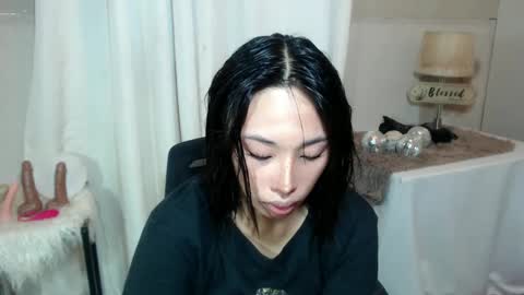 Snapshot of urcrushnextdoor_ chatting on 02-07-25, 09:05 urcrushnextdoor_ online show from 02-07-25, 09:05