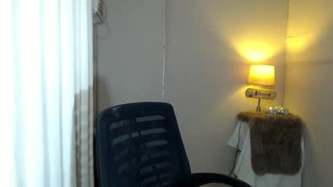 Snapshot of urcrushnextdoor_ chatting on 03-05-25, 04:56 urcrushnextdoor_ online show from 03-05-25, 04:56