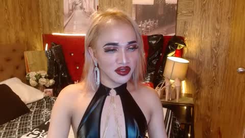 KENDALL online show from 01-04-25, 01:21