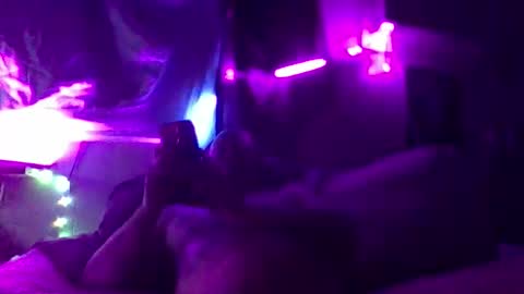 Snapshot of urdaddy875867 chatting on 11-03-25, 12:35 urdaddy875867 online show from 11-03-25, 12:35