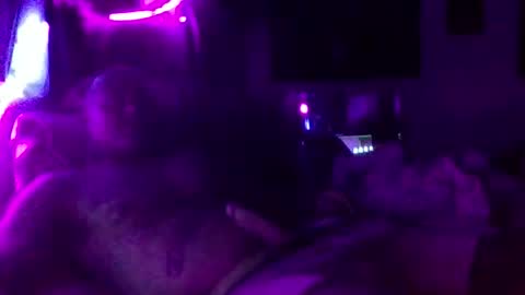 Snapshot of urdaddy875867 chatting on 11-04-25, 01:48 urdaddy875867 online show from 11-04-25, 01:48