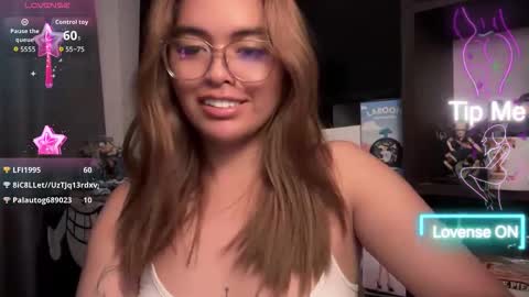 urdimplegurl online show from 06-02-26, 08:22