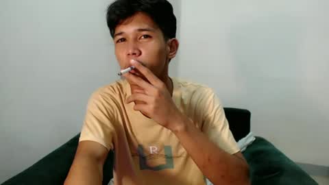 urdreamboy_clarin online show from 06-17-26, 08:54