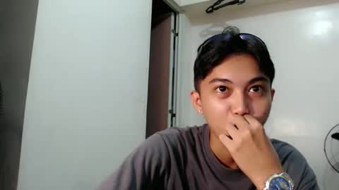 Snapshot of urdreamboy_prince chatting on 06-10-26, 01:43 urdreamboy_prince online show from 06-10-26, 01:43