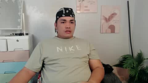 Snapshot of ure_fattytoy143 chatting on 04-26-26, 04:15 ure_fattytoy143 online show from 04-26-26, 04:15