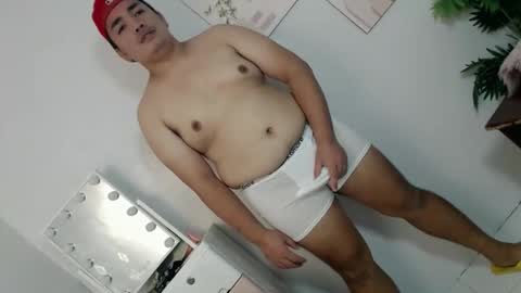 Snapshot of ure_fattytoy143 chatting on 06-07-26, 04:38 ure_fattytoy143 online show from 06-07-26, 04:38