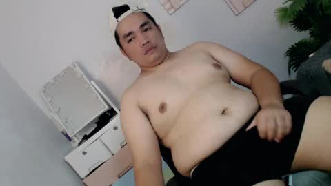 Snapshot of ure_fattytoy143 chatting on 08-03-26, 05:17 ure_fattytoy143 online show from 08-03-26, 05:17