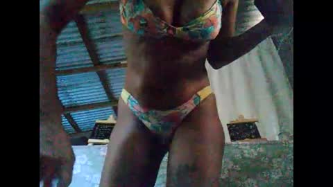 Snapshot of urfantasy2025 chatting on 02-24-25, 02:37 urfantasy2025 online show from 02-24-25, 02:37