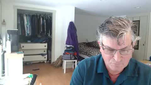 Gregor online show from 02-10-25, 06:03