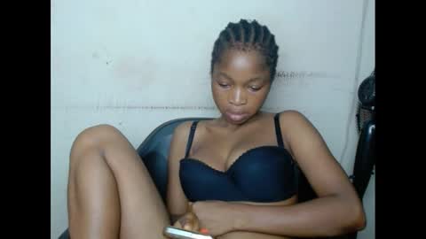 urflirtydoll online show from 02-25-25, 05:19