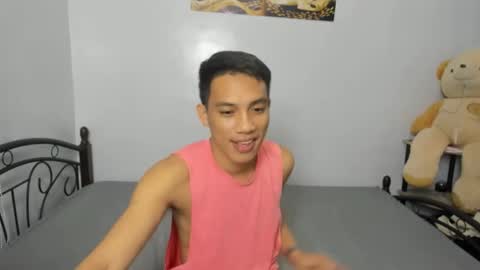 urfucker_vinz online show from 01-14-26, 05:13