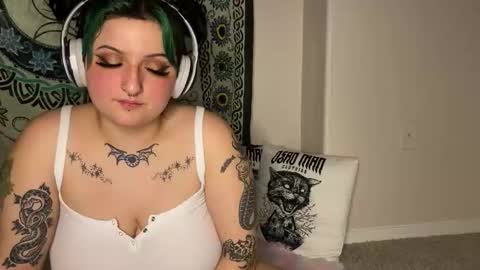 sativa raye online show from 11-28-25, 02:14