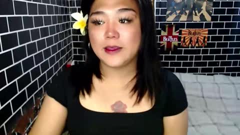 Snapshot of urgirl_dimple chatting on 09-13-25, 02:33 Dimple online show from 09-13-25, 02:33