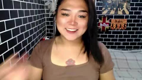 Snapshot of urgirl_dimple chatting on 09-17-25, 07:54 Dimple online show from 09-17-25, 07:54