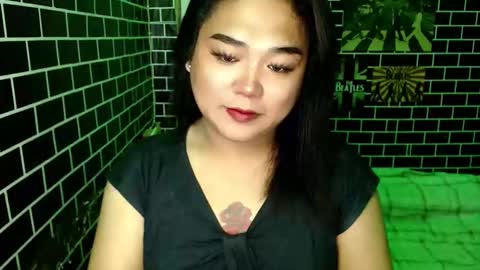 Snapshot of urgirl_dimple chatting on 09-20-25, 04:35 Dimple online show from 09-20-25, 04:35