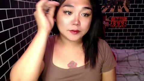 Snapshot of urgirl_dimple chatting on 09-25-25, 09:13 Dimple online show from 09-25-25, 09:13