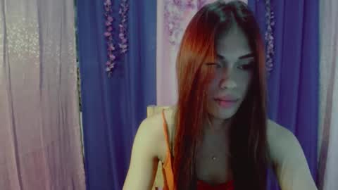 Snapshot of urgirl_leah chatting on 09-23-25, 08:50 Leah online show from 09-23-25, 08:50