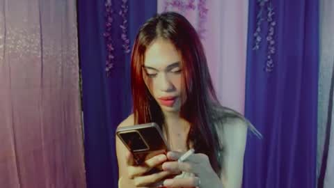 Snapshot of urgirl_leah chatting on 09-25-25, 10:08 Leah online show from 09-25-25, 10:08