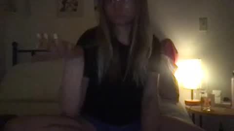 urgirlfornow online show from 03-25-26, 09:37