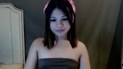 Snapshot of urgoddessawoman_xvx chatting on 07-11-26, 05:15 urgoddessawoman_xvx online show from 07-11-26, 05:15