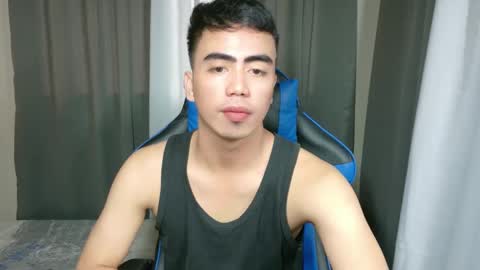 Snapshot of urguy_francis chatting on 02-16-25, 04:20 urguy_francis online show from 02-16-25, 04:20