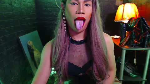 queen norelle online show from 12-10-24, 10:16