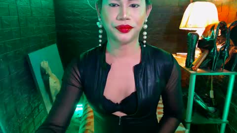 queen norelle online show from 01-18-25, 09:55