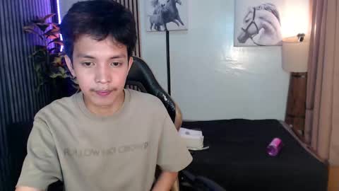 urhot_johny online show from 04-14-26, 12:00